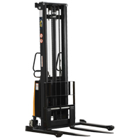 Gerbeur pour chariot &eacute;l&eacute;vateur, Fonctionnement &eacute;lectrique, Capacit&eacute; 2000 lb, Lev&eacute;e max 150" Action Paper