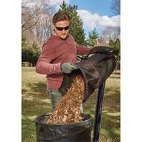 Souffleur/aspirateur/broyeur de feuilles 3-en-1 VacPack, Vitesse d'air 250 mi/h, &eacute;lectrique Action Paper