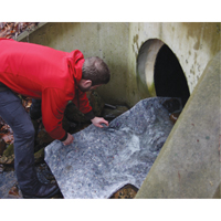 Spilltration Husky Rugs, 32" W x 4' L, Heavyweight Action Paper