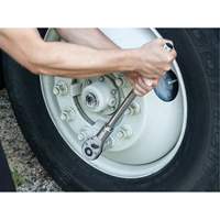 24-Tooth Quick Release Teardrop Ratchet, 3/4" Drive, Plain Handle Action Paper