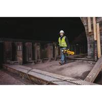 Lampe sans fil sur tr&eacute;pied 20V Max, DEL, 3000 lumens, Boîtier en Plastique Action Paper