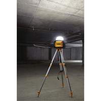 Baladeuse polyvalent sans fil Tool Connect 20V Max, DEL, 5000 lumens, Boîtier en Plastique Action Paper
