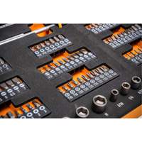 Jeu d'outils &agrave; t&ecirc;te &eacute;troite pour m&eacute;canicien dans un plateau de rangement en mousse Action Paper