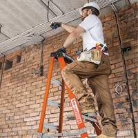 Step Ladder, 12', Fibreglass, 375 lbs. Capacity, Type 1AA Action Paper
